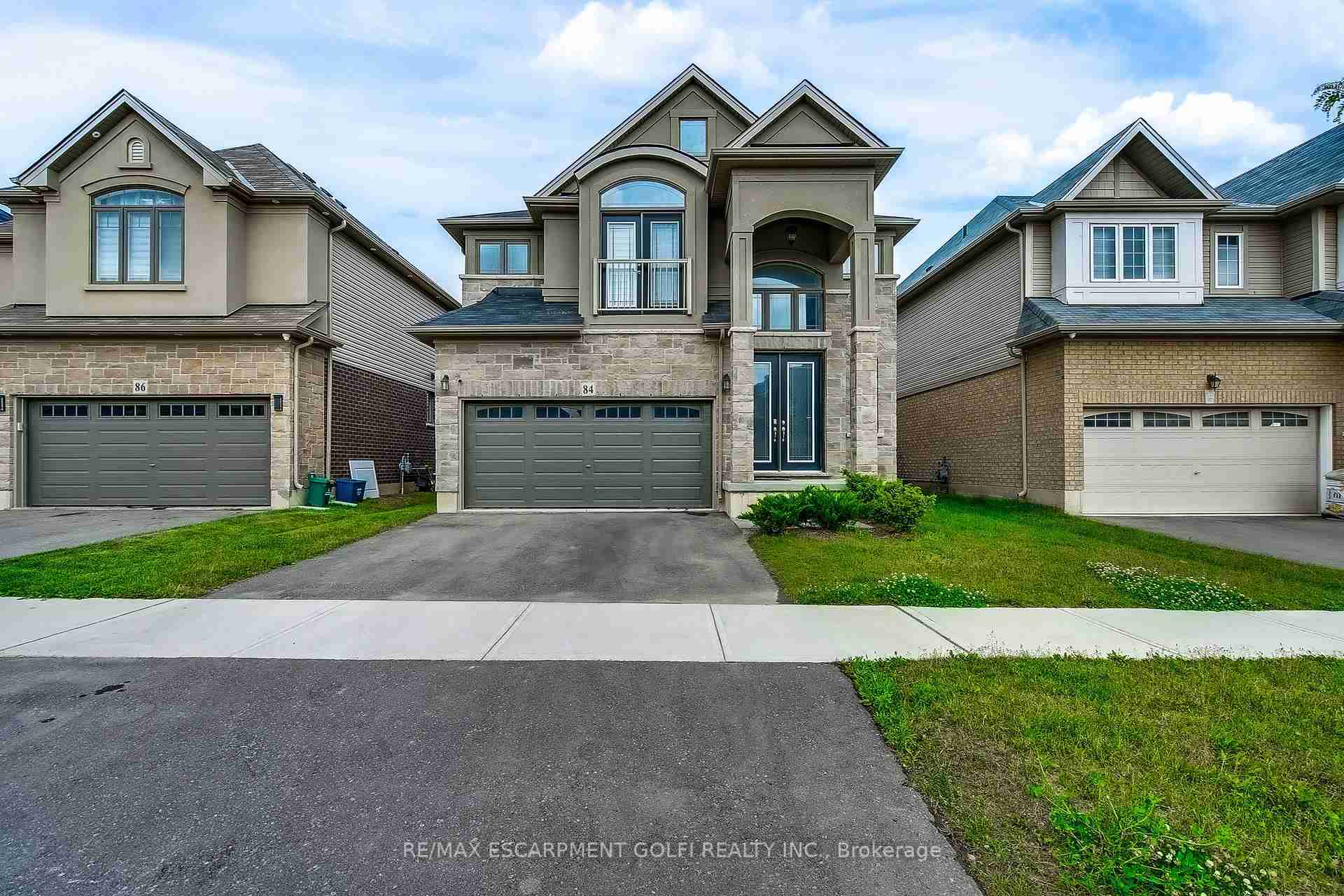 84 Cooke Brantford - Property Image