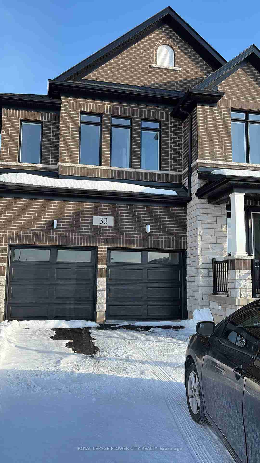33 Player Erin - Property Image