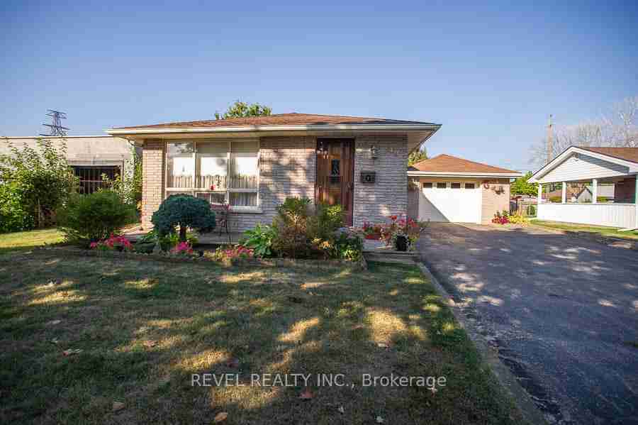 10 Linden Brantford - Property Image