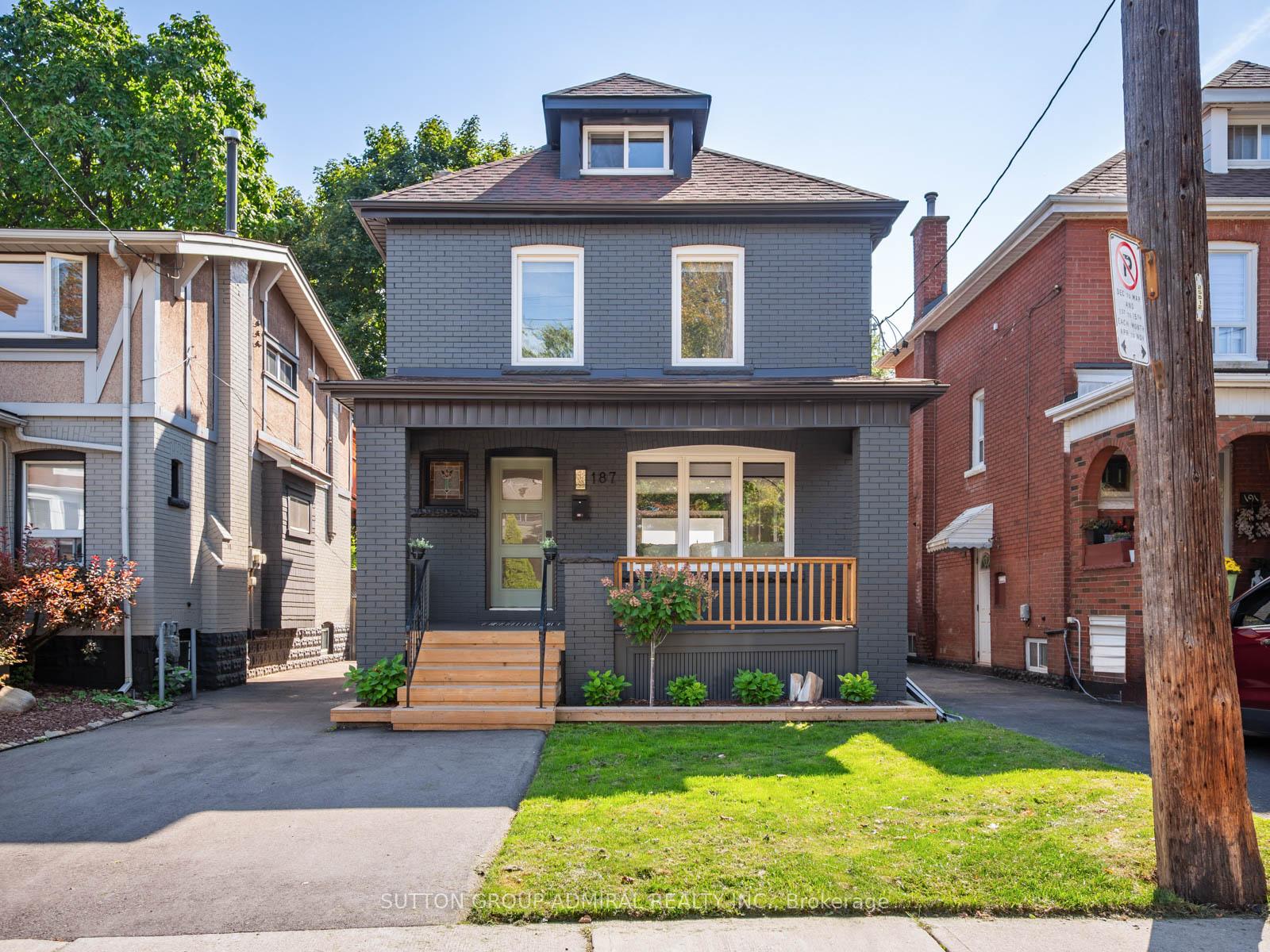 187 Rosslyn