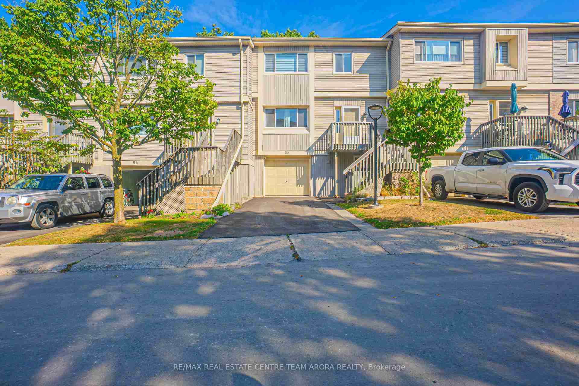 30 Green Valley Kitchener - Property Image