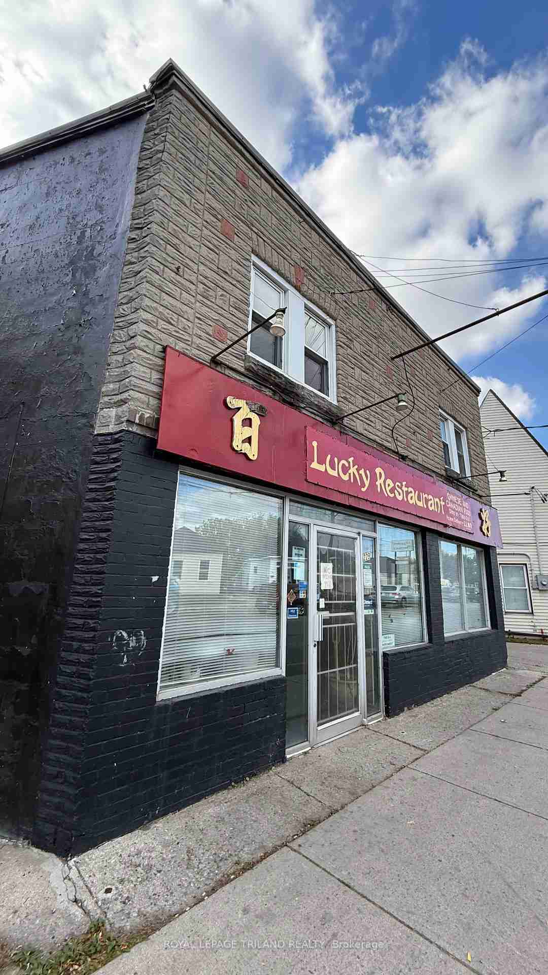 229 Hamilton